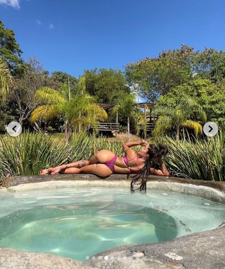 Aline Riscado pornstar sexy gallery