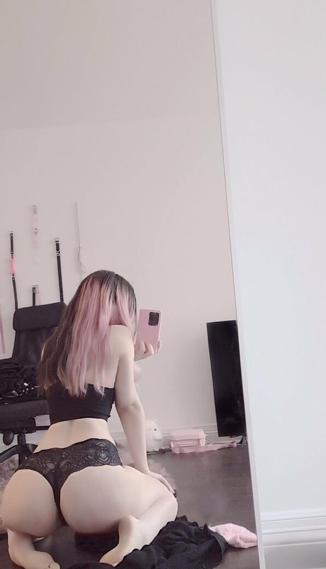 freepuppii pornstar sexy photo