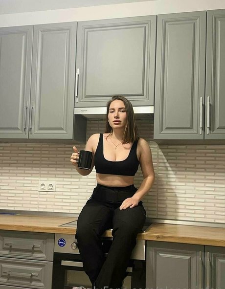 alenavipfox sexy star photo