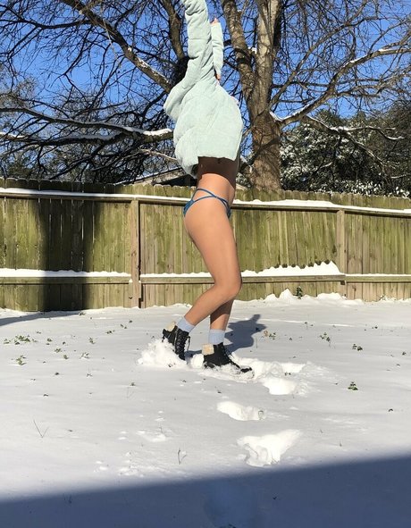 nastywoman3 pornographic model pic