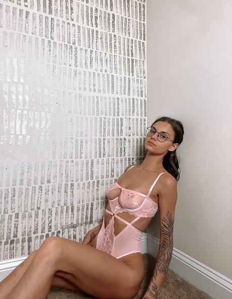 Nicoleshampoo star xxx photos