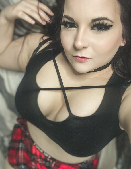 sierranyx top actress photos