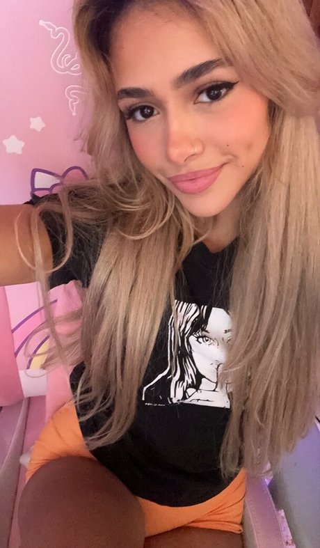 Demisux pornstar sexy picture