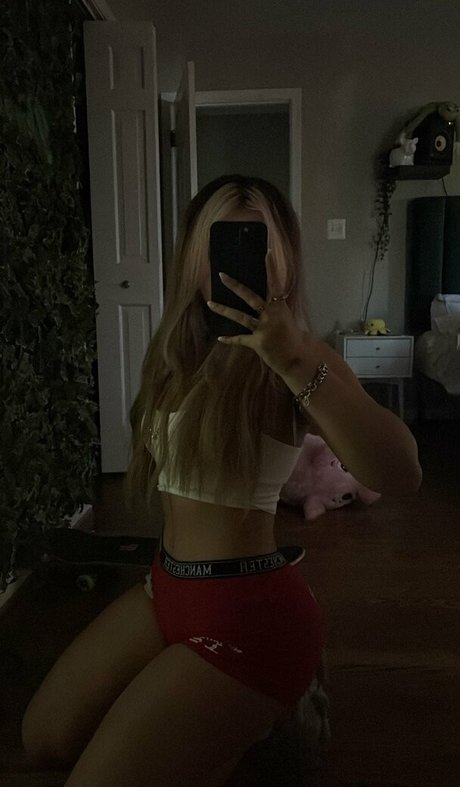 Demisux model nudes img