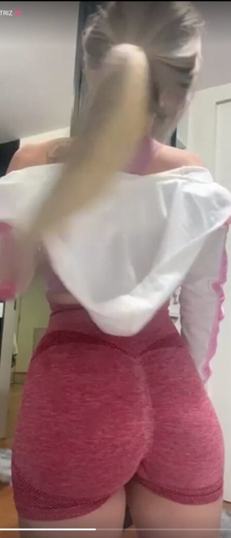 Amanda Beatriz star nude galleries