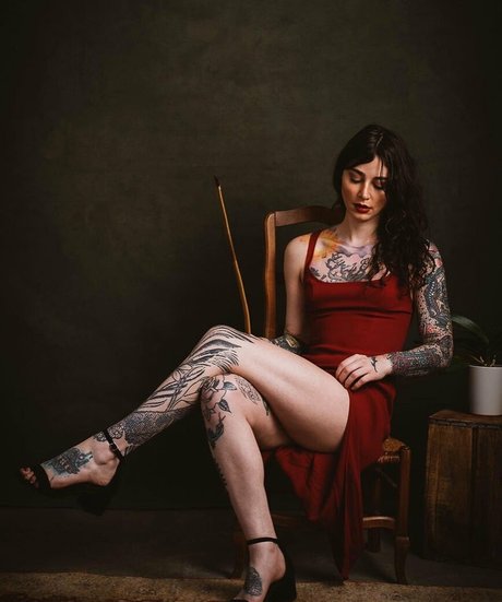 thewickedwren model exclusive pic