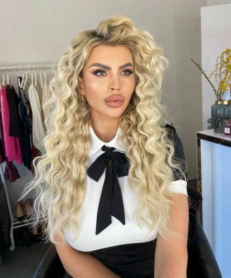 Lela Ceterova xxx model photo