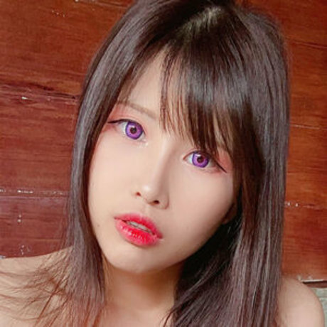 kayahuang erotic model image