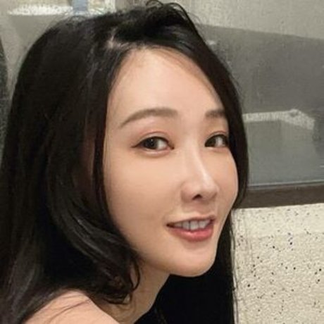 Kosos2684 adult actress galleries