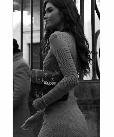 Cindy Mello hot pornstar pictures