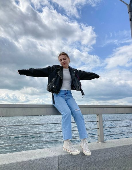 skinny onlyfans art porn images