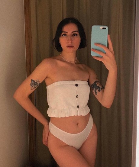 Marianna Tondolo nude model galleries