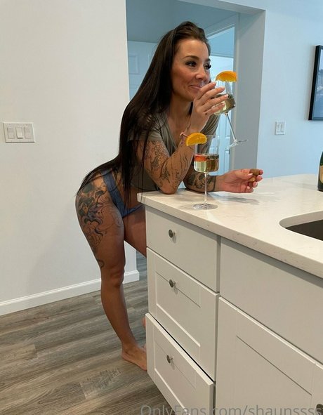 shaunssss perfect model galleries