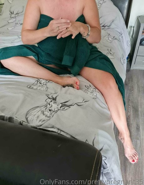 prettypregnant35 pornstar hd image