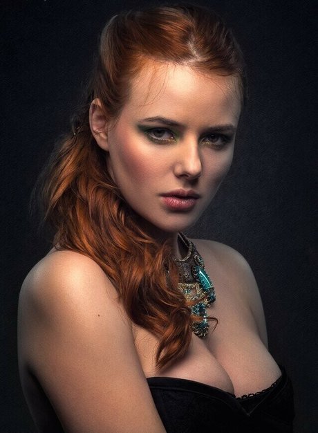 Ash Millman model xxx galleries