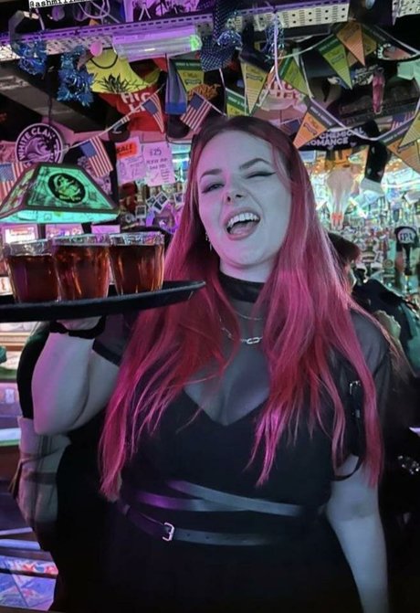 Ash Millman pornstar adult pics