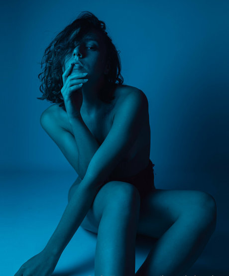 boudoir shot naked star pics