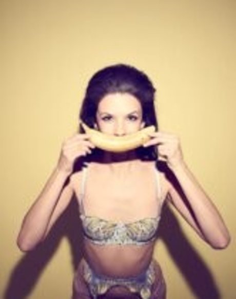 Alice Greczyn Profile photo