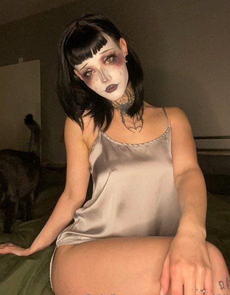demon d0llfree star nude pics