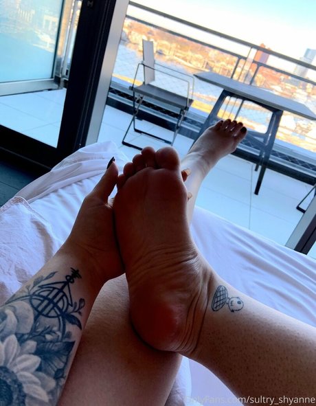 waverlyluxe model erotic image