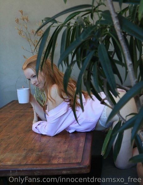 innocentdreamsxo free star pic