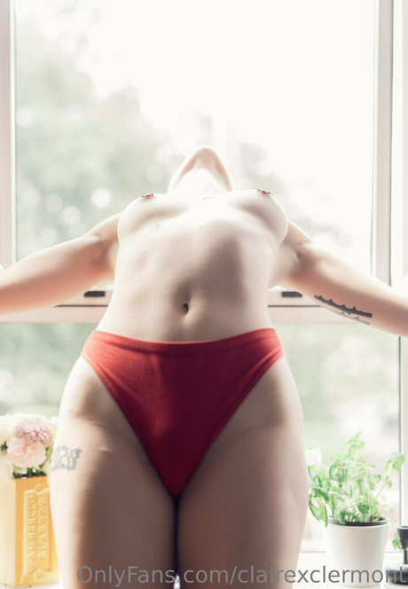 Claire Clermont hd star img