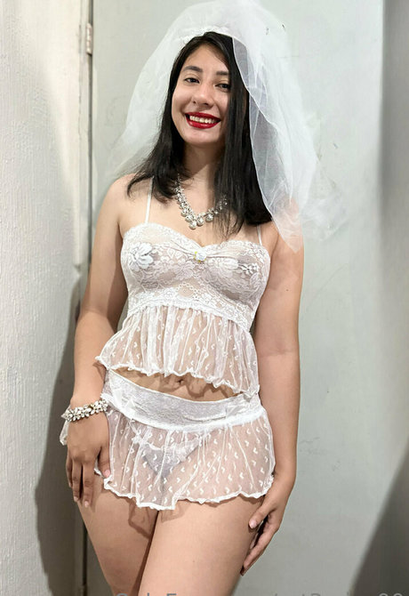 Art3misa00 sex model pics