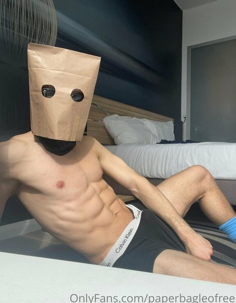 paperbagfree nude model image