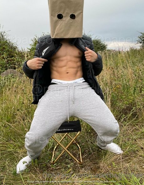 paperbagfree naked pornstar photos