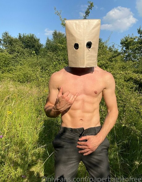 paperbagfree naked star archive