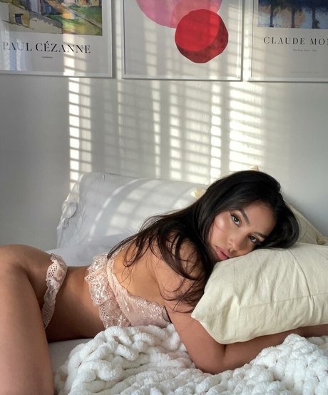 Melissa Estrella porn star pics