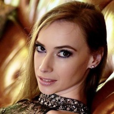 Nerudek sexy pornstar photos