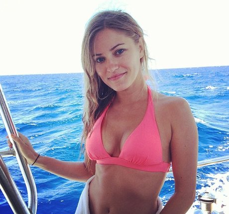 iJustine pornstar beautiful pic