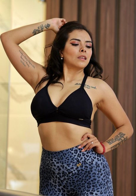 big tits mom onlyfans pornographic pictures