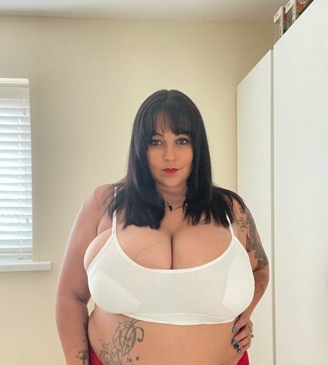 oiled tits onlyfans nudes pictures