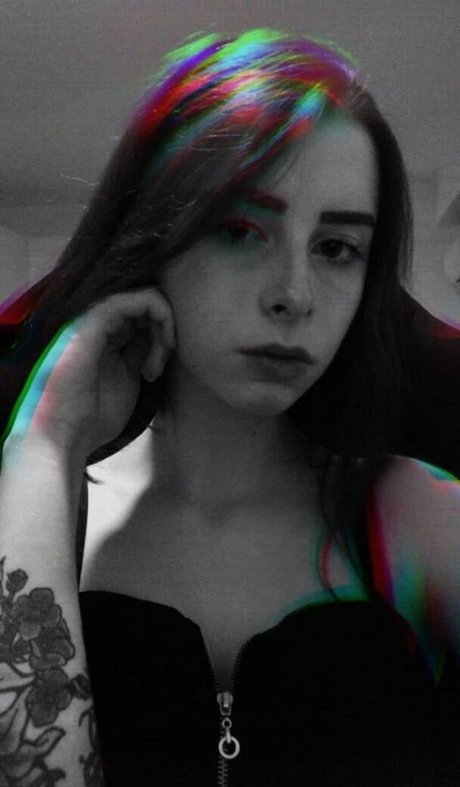 Gabi Cattuzzo erotic pornstar image