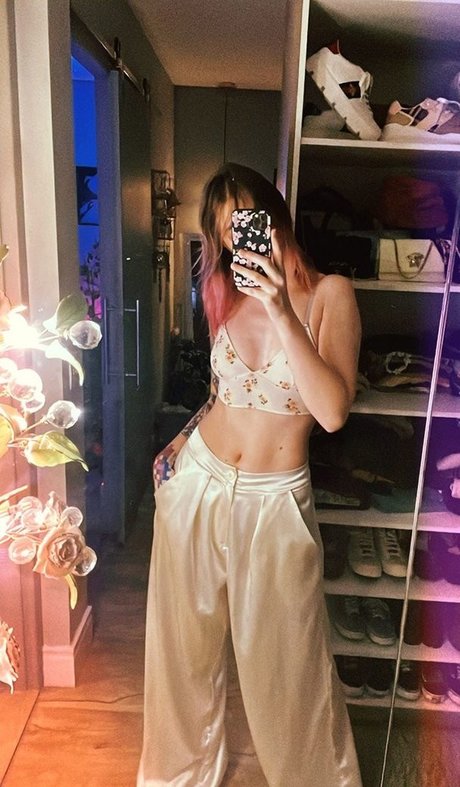 Gabi Cattuzzo nudes actress archive