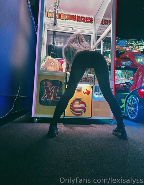 lexisalyss star exclusive image