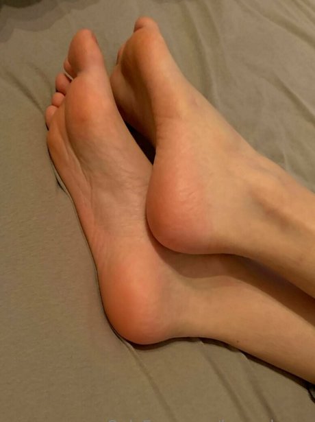 lauraaloove model beautiful photos