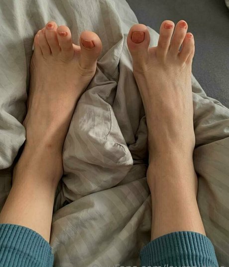 lauraaloove pornstar nudes images