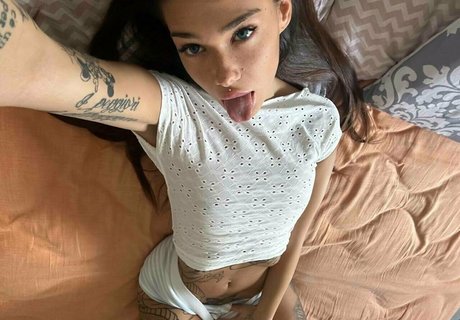 elisavimercati high quality star pics