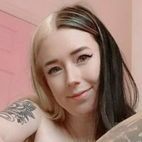 lucyypromo pornstar naked img