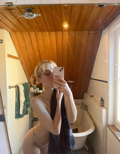 prettykaila art pornstar pic