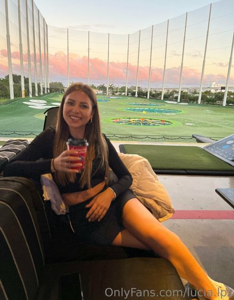 lucia lpz art model image