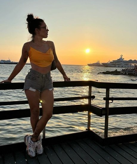 Lorena Castell sexy actress archive