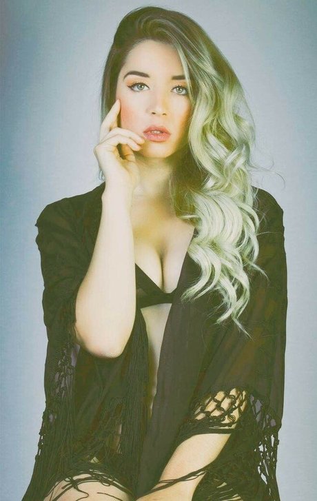 teen asian onlyfans hd gallery