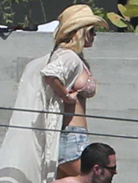 Jessica Simpson naked star archive