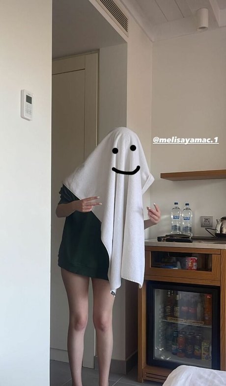 melisayamac model perfect pics