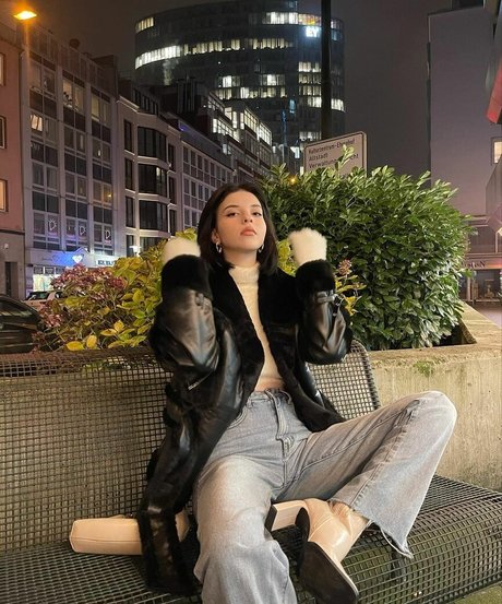 mature slut onlyfans beautiful naked pic