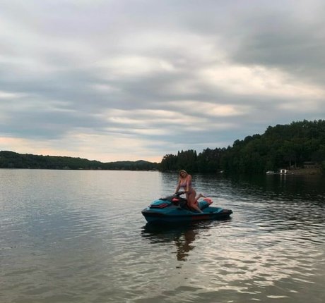 Anabel Kloe Lamarche porn star gallery